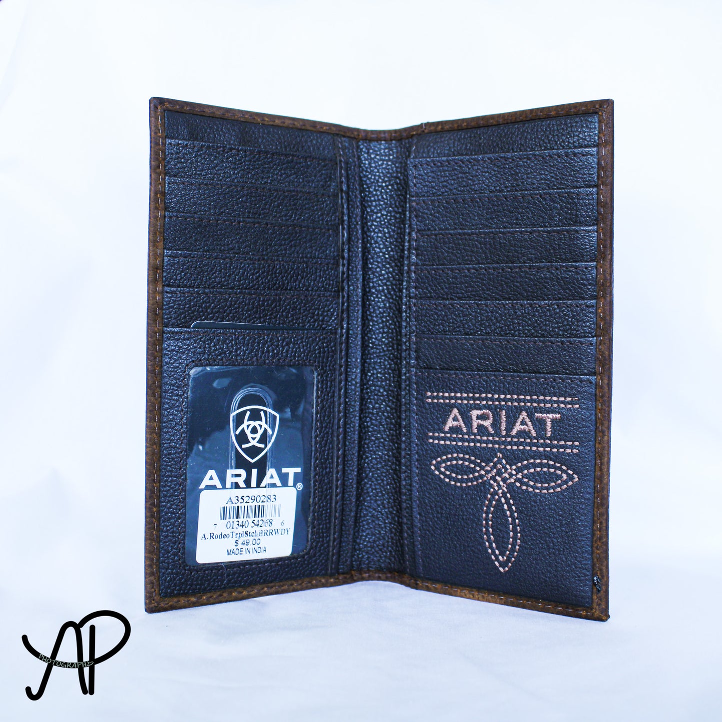 Plain Ariat Tall Wallet