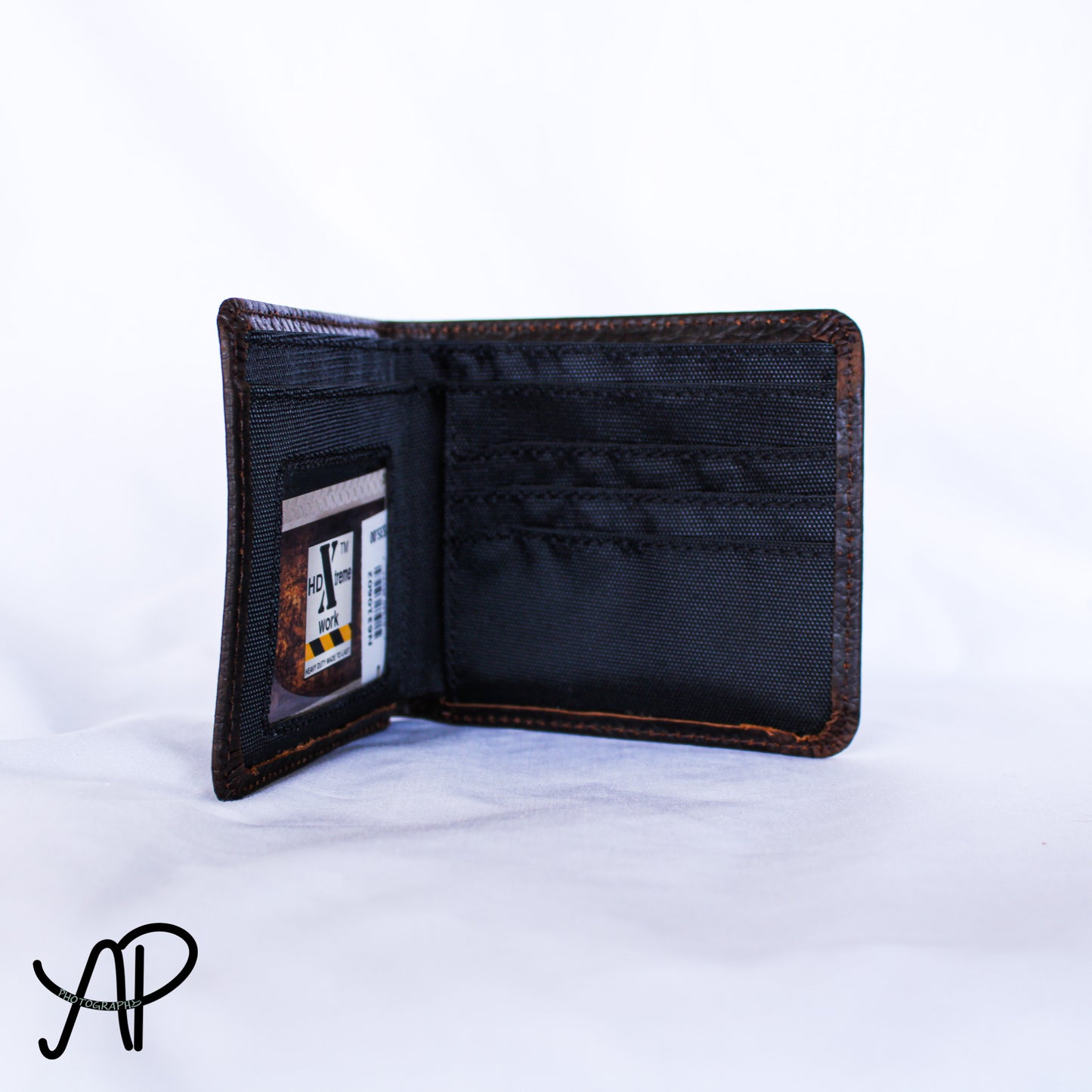 Stitched Plain Bi-Fold