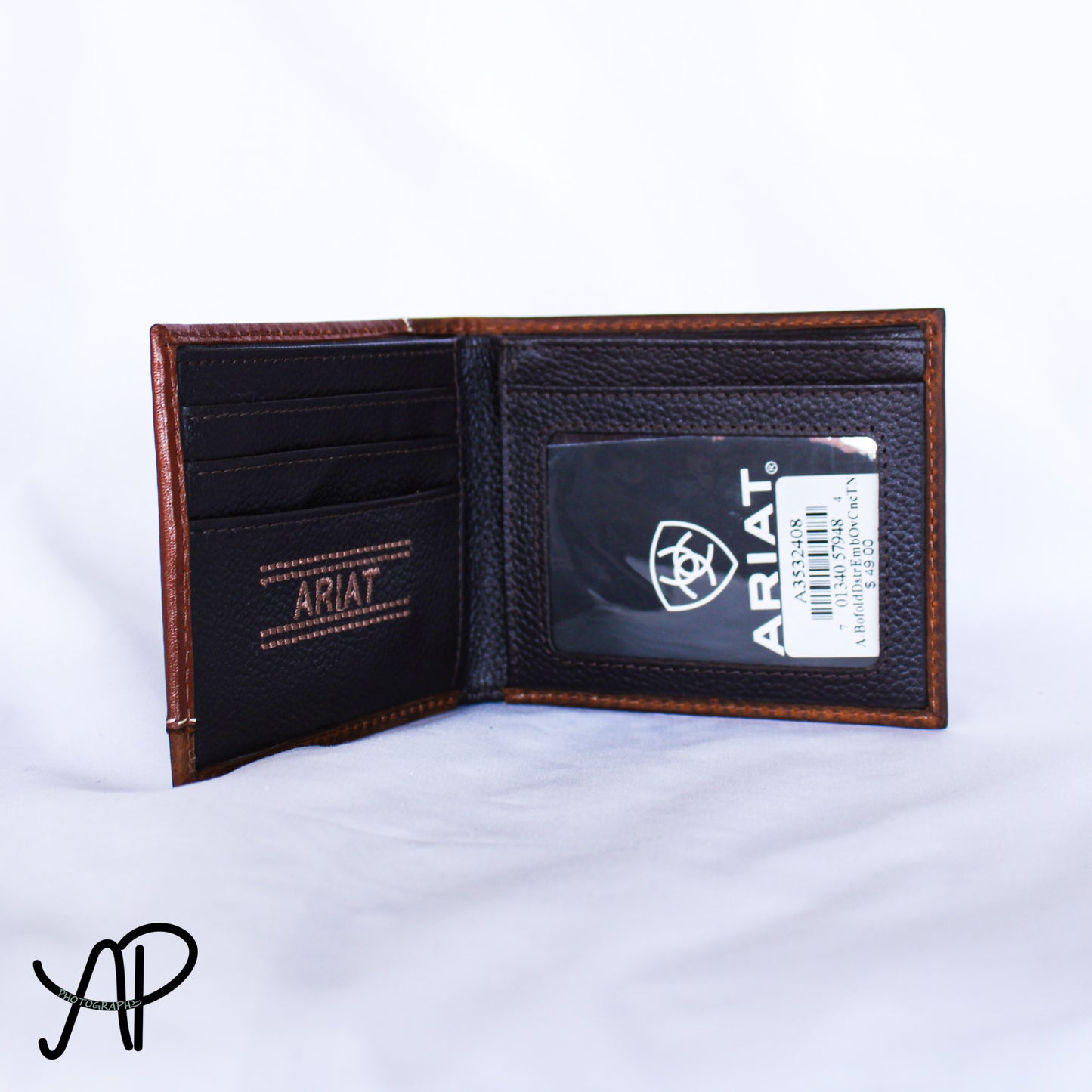 Concho Bi-Fold